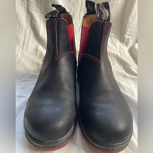 Blundstone Black and Red Women's Chelsea Boots AU 6.5